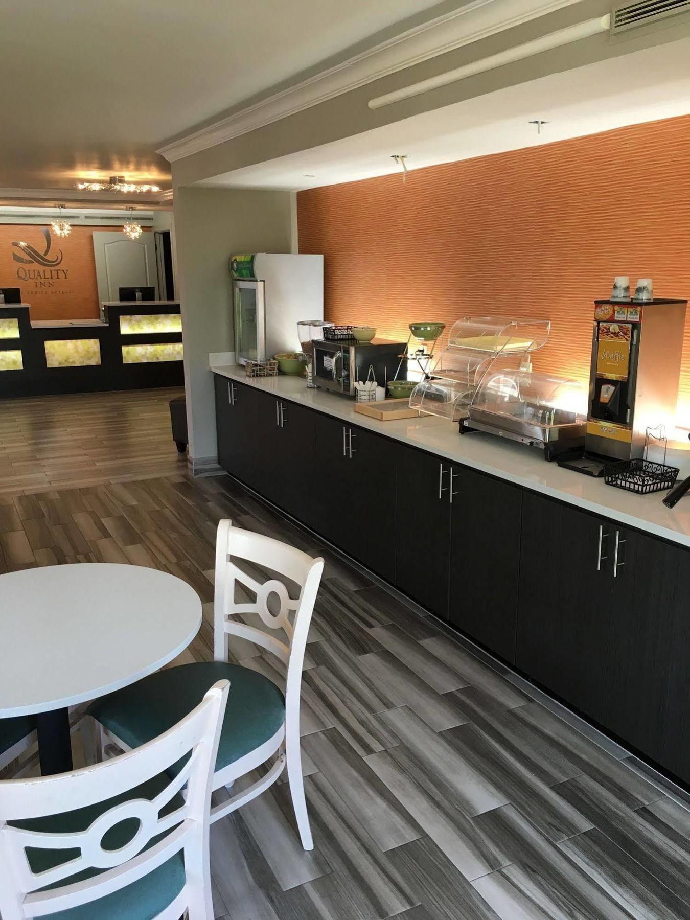 Quality Inn Harlingen Eksteriør bilde